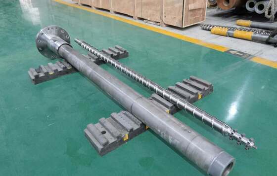 Jednoskrętowy wytłacznik, beczka ze śrubą o średnicy śrubu 20-200 mm HV900-1100 Twardość beczki i nitryzowana obróbka powierzchni